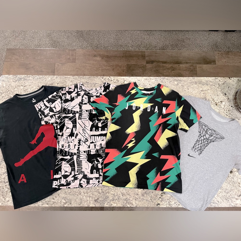 Men’s Jordan short sleeve shirts - 4 total!